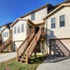 duplex with two entrance levels